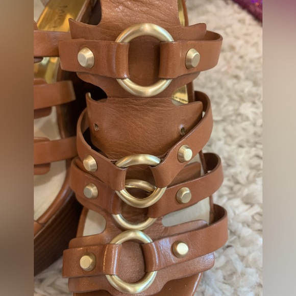 Michael Kors sandals. New. Size 7. - Picture 2 of 6